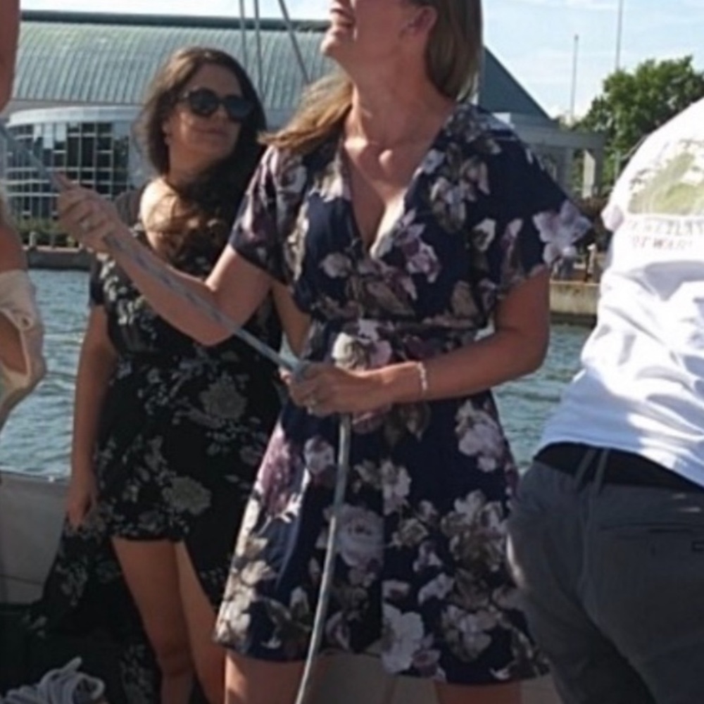 ModCloth C Luce floral v neck dress navy and purple size medium